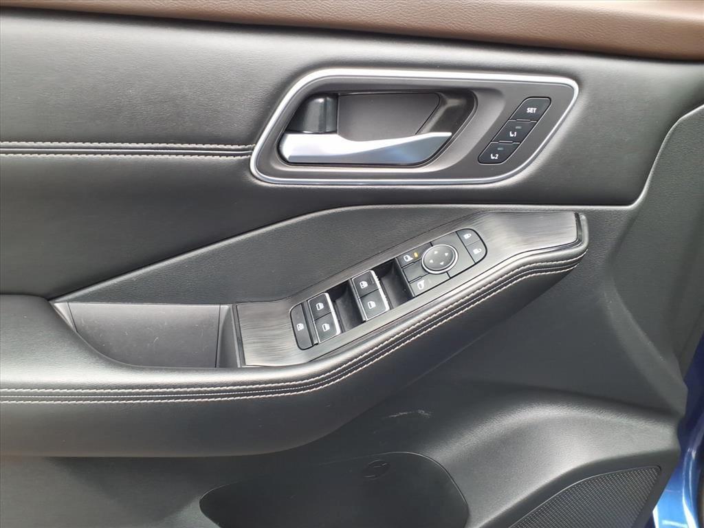 used 2021 Nissan Rogue car, priced at $22,327