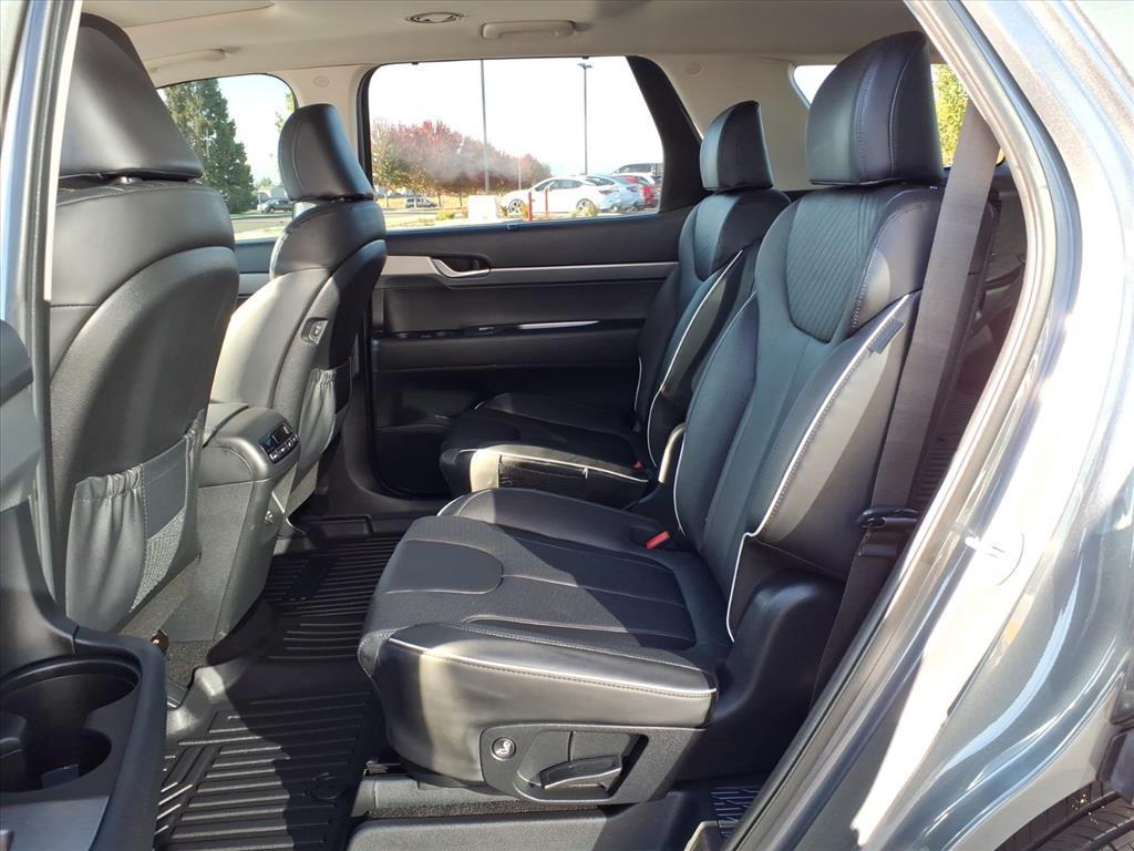 used 2024 Hyundai Palisade car, priced at $36,957