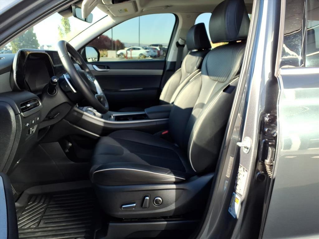 used 2024 Hyundai Palisade car, priced at $36,957