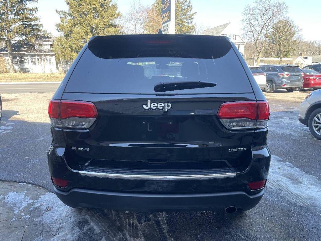 used 2018 Jeep Grand Cherokee car, priced at $16,200
