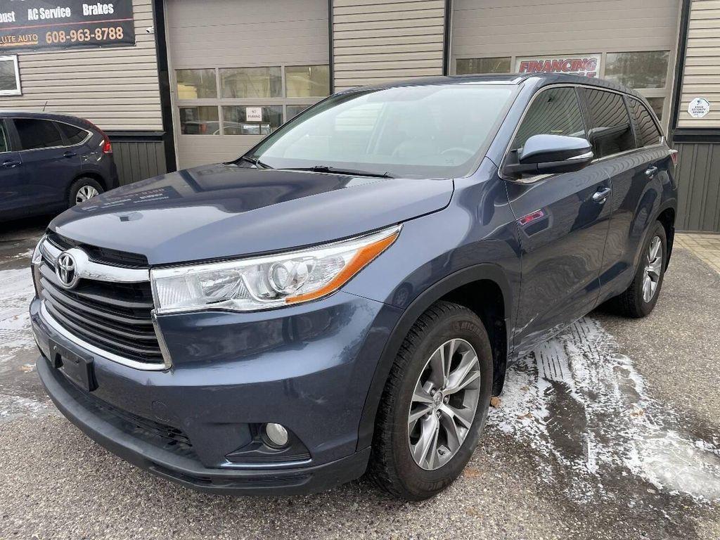 used 2014 Toyota Highlander car, priced at $17,200