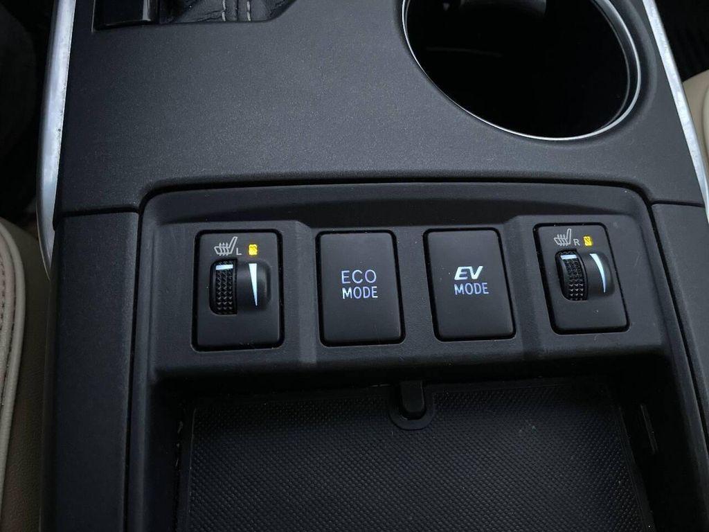 used 2017 Toyota Camry Hybrid car, priced at $16,700