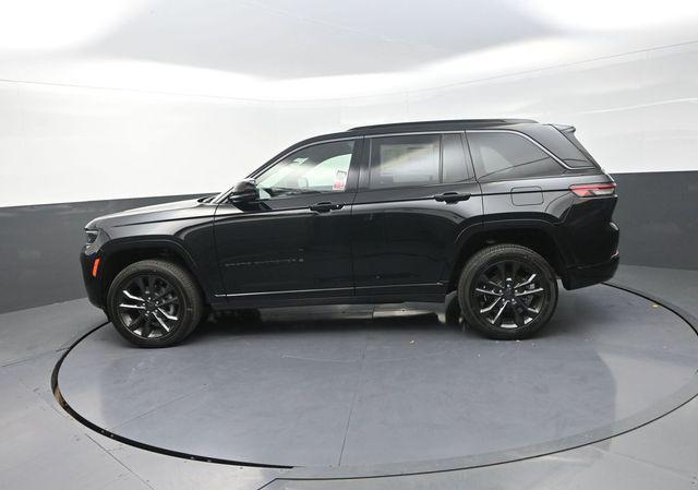 new 2026 Jeep Grand Cherokee car, priced at $44,060