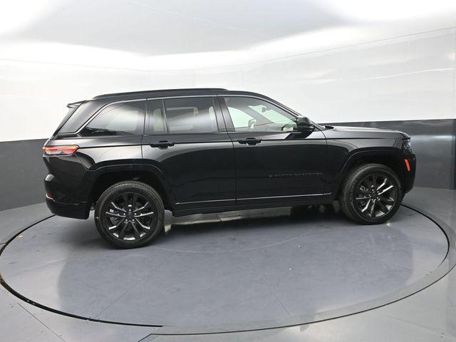 new 2026 Jeep Grand Cherokee car, priced at $44,060