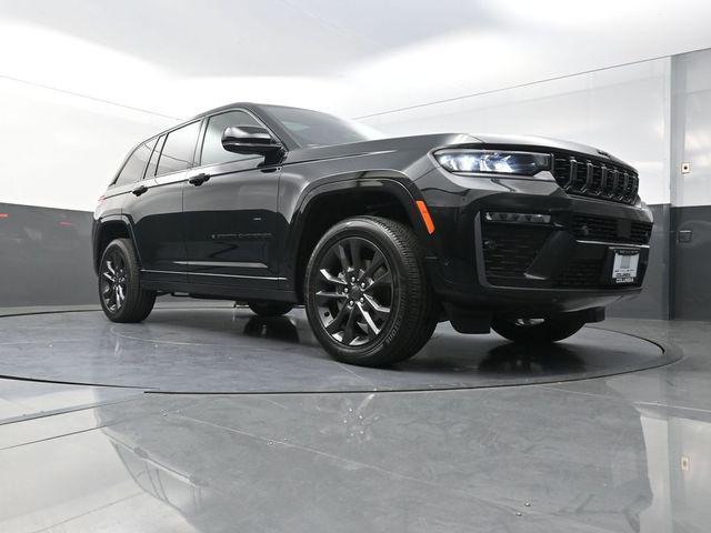 new 2026 Jeep Grand Cherokee car, priced at $44,060