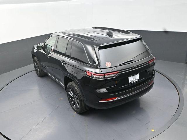 new 2026 Jeep Grand Cherokee car, priced at $44,060