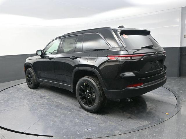 new 2026 Jeep Grand Cherokee car, priced at $44,770