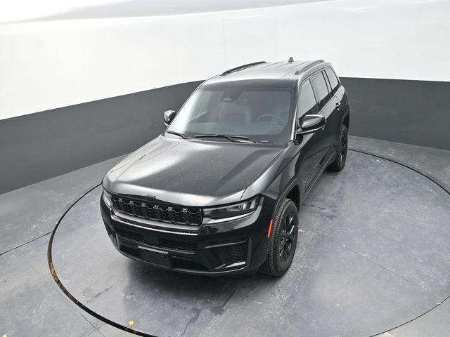 new 2026 Jeep Grand Cherokee car, priced at $44,770