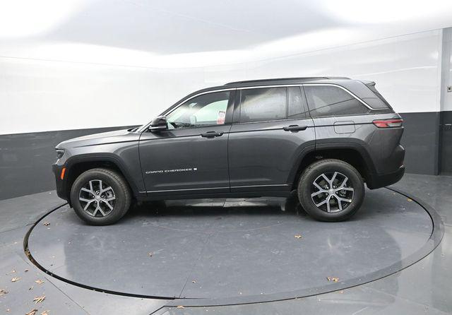 new 2025 Jeep Grand Cherokee car, priced at $42,481