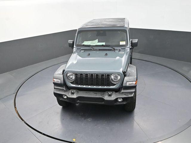new 2026 Jeep Wrangler car, priced at $45,423