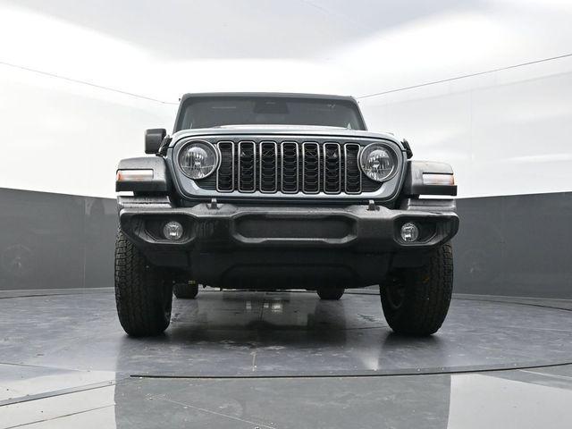new 2026 Jeep Wrangler car, priced at $45,423