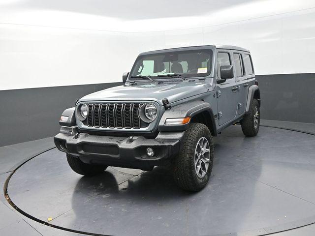 new 2026 Jeep Wrangler car, priced at $45,423