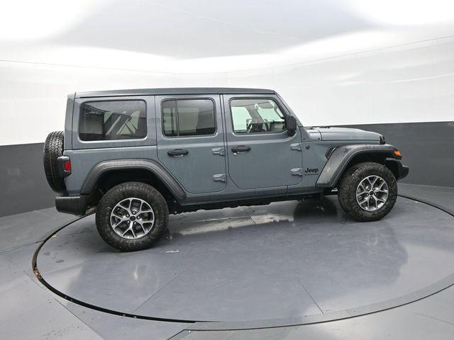 new 2026 Jeep Wrangler car, priced at $45,423