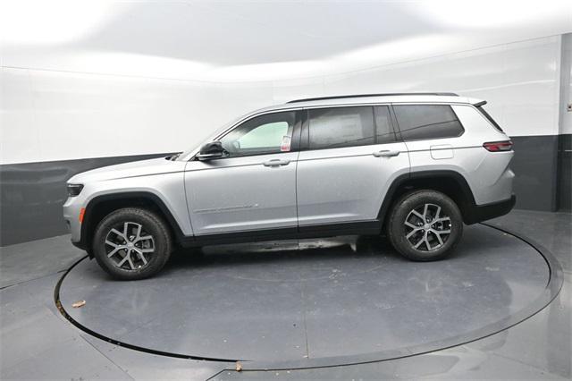 new 2025 Jeep Grand Cherokee L car, priced at $40,500