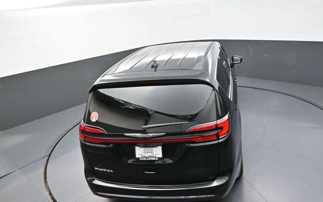new 2026 Chrysler Pacifica car, priced at $36,089