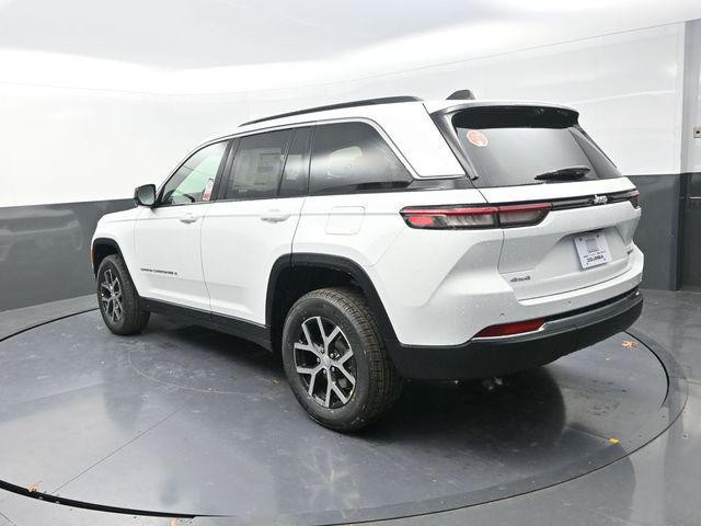 new 2025 Jeep Grand Cherokee car, priced at $41,945