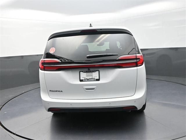 new 2026 Chrysler Pacifica car, priced at $39,000
