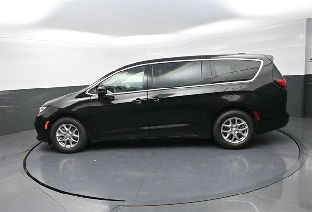 new 2026 Chrysler Pacifica car, priced at $36,500