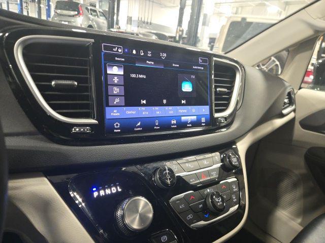 used 2024 Chrysler Pacifica car, priced at $27,000