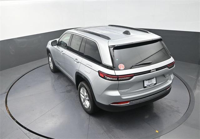 new 2025 Jeep Grand Cherokee car, priced at $35,250