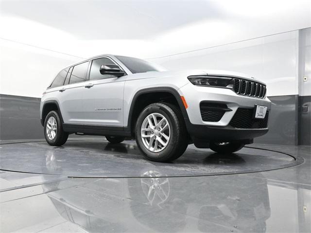 new 2025 Jeep Grand Cherokee car, priced at $35,250