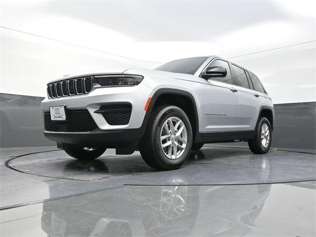 new 2025 Jeep Grand Cherokee car, priced at $35,250