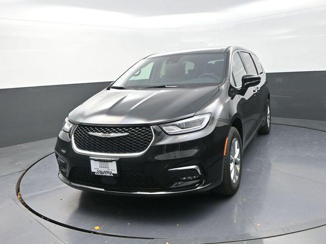 new 2026 Chrysler Pacifica car, priced at $42,290