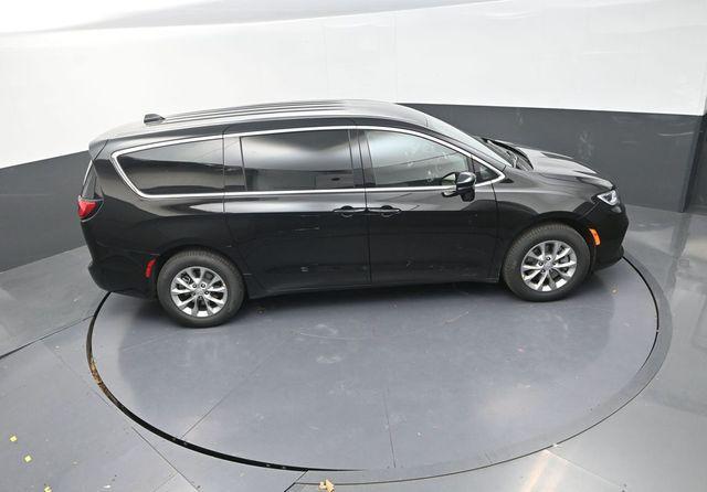 new 2026 Chrysler Pacifica car, priced at $42,290