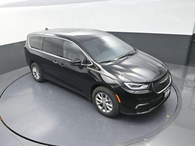new 2026 Chrysler Pacifica car, priced at $42,290