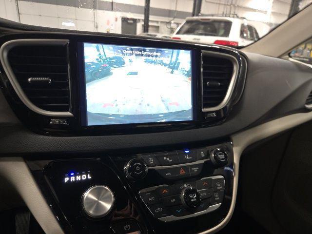 used 2023 Chrysler Pacifica car, priced at $23,000