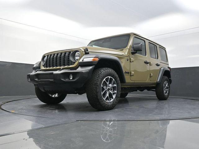 new 2026 Jeep Wrangler car, priced at $45,423
