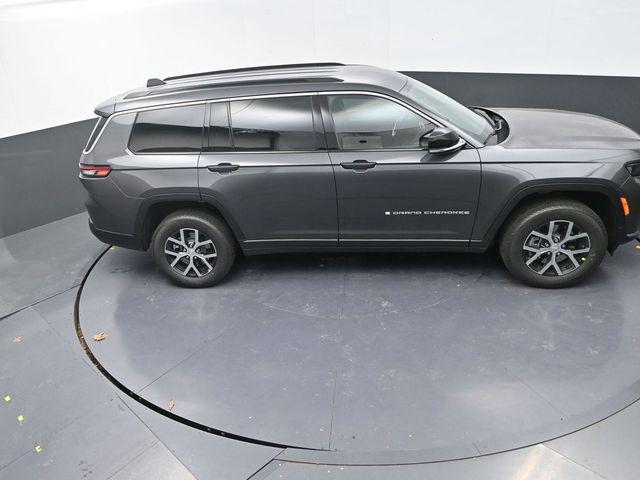 new 2025 Jeep Grand Cherokee L car, priced at $39,500