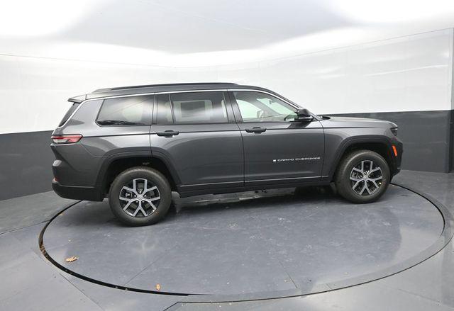 new 2025 Jeep Grand Cherokee L car, priced at $39,500