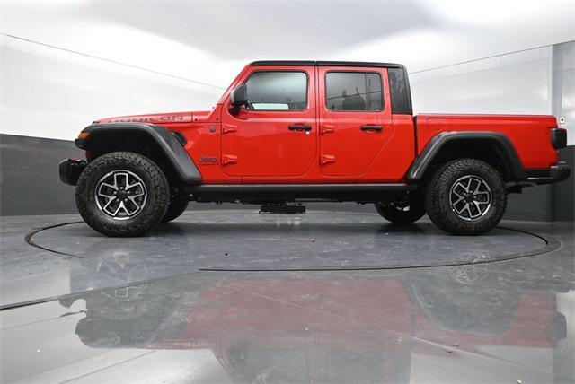 new 2025 Jeep Gladiator car, priced at $46,500