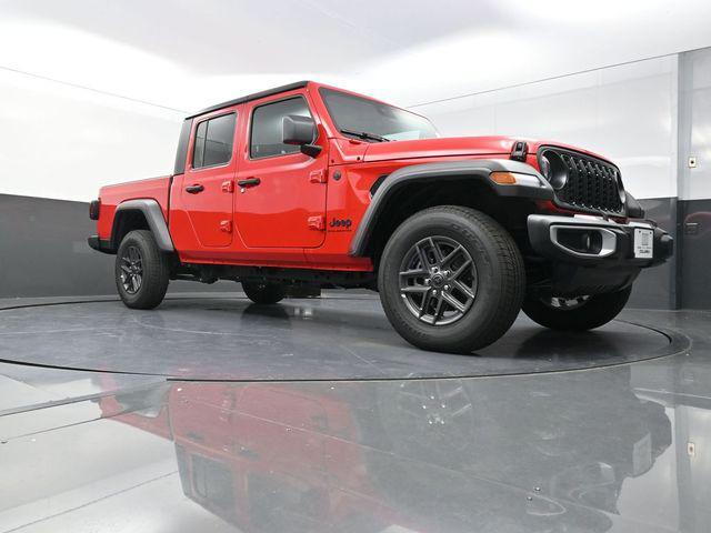 new 2025 Jeep Gladiator car, priced at $38,250