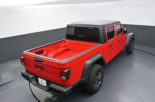 new 2025 Jeep Gladiator car, priced at $38,250