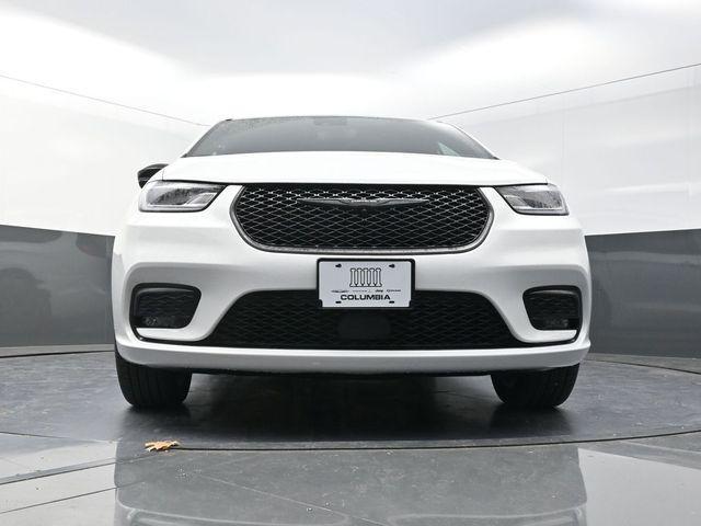 new 2026 Chrysler Pacifica car, priced at $43,540