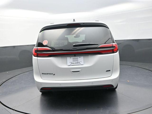 new 2026 Chrysler Pacifica car, priced at $43,540