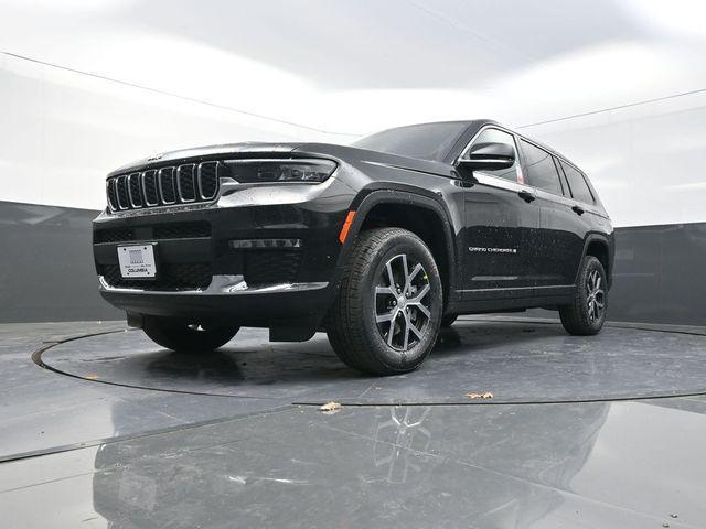 new 2025 Jeep Grand Cherokee L car, priced at $40,000