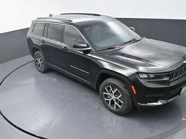 new 2025 Jeep Grand Cherokee L car, priced at $40,000