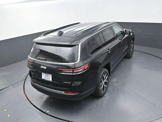 new 2025 Jeep Grand Cherokee L car, priced at $40,000
