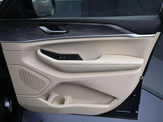 used 2023 Jeep Grand Cherokee car, priced at $31,500