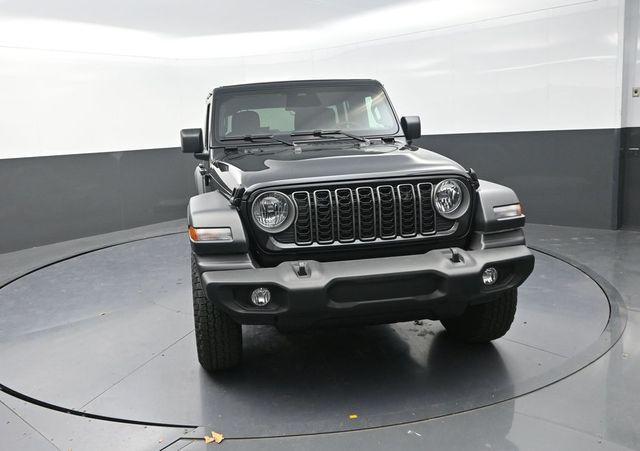 new 2026 Jeep Wrangler car, priced at $46,520
