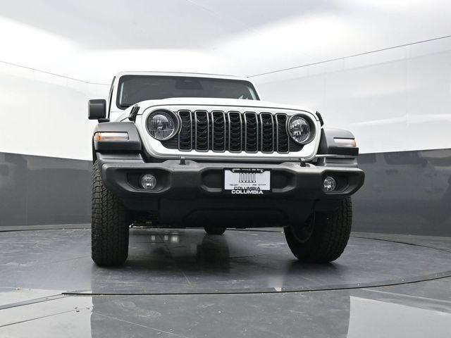 new 2026 Jeep Wrangler car, priced at $43,285