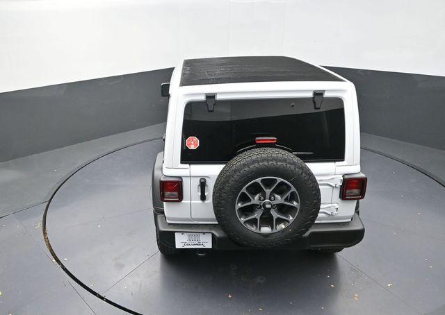 new 2026 Jeep Wrangler car, priced at $43,285