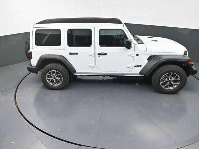 new 2026 Jeep Wrangler car, priced at $43,285