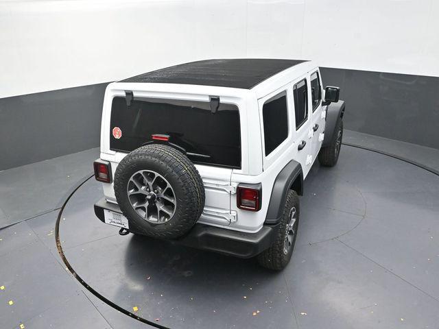 new 2026 Jeep Wrangler car, priced at $43,285