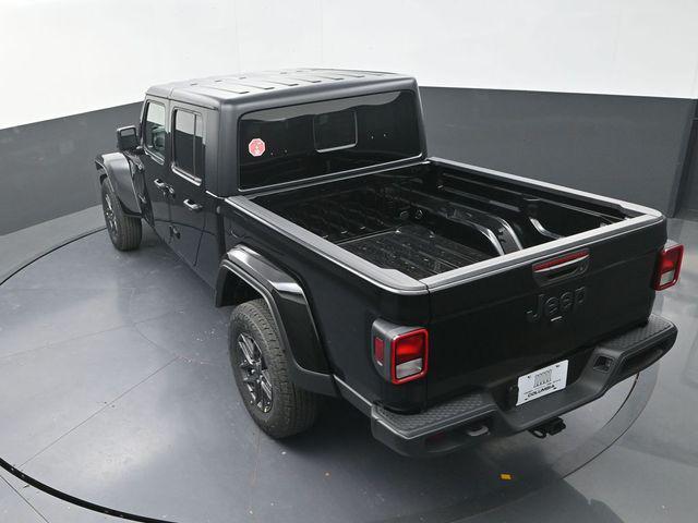 new 2026 Jeep Gladiator car, priced at $46,684