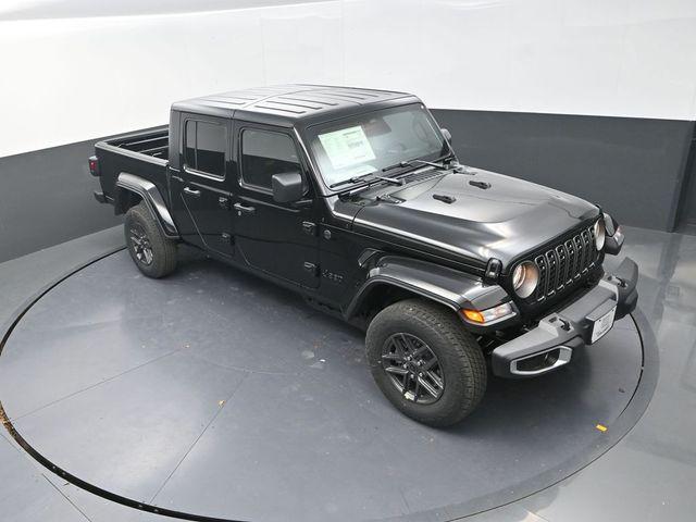 new 2026 Jeep Gladiator car, priced at $46,684