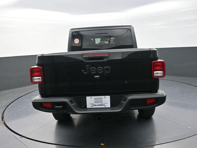 new 2026 Jeep Gladiator car, priced at $46,684